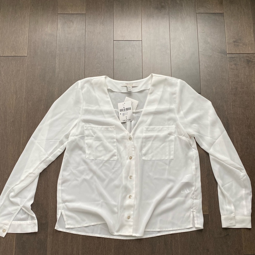 Forever 21 white vneck blouse